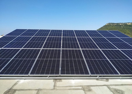 Distributed Photovoltaic And Centralized Photovoltaic Power Generation